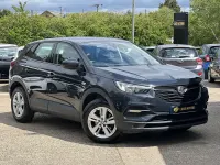 Used Vauxhall Grandland X S 130 HP (95 kW) 2018 Green SUV
