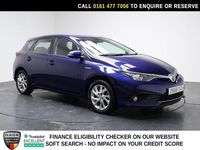 Used Toyota Auris Hybrid 136 HP (100 kW) 2018 Blue Hatchback