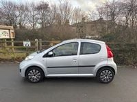 Used Peugeot 107 68 HP (50 kW) 2009 Silver Hatchback