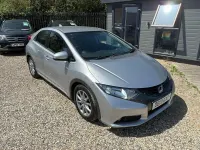 Käytetty Honda Civic ES 142 HP (104 kW) 2013 Hopea Viistoperä