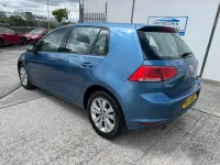 Used VW Golf VII SE 105 HP (77 kW) 2013 Blue Hatchback