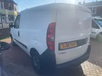 Używany Vauxhall Combo 95 KM (69 kW) 2018 Biały Minivan
