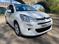 Begagnad Citroën C3 PureTech 2016 Vit Halvkombi