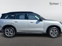 Używany Mini Countryman 215 KM (158 kW) 2024 Srebrny SUV
