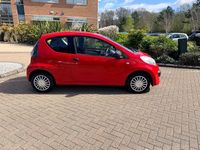Used Citroën C1 67 HP (49 kW) 2008 Red Hatchback