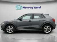 Begagnad Audi Q2 S-Line 150 HK (110 kW) 2023 Grå SUV