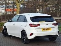 Used Kia Ceed 2019 White Hatchback