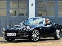 Used Fiat 124 Spider Lusso Plus 140 HP (102 kW) 2017 Black Cabriolet