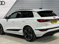 Begagnad Audi Q6 e-tron Advanced 285 kW (388 HK) 2025 Vit SUV