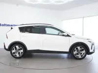 Używany Hyundai Bayon Premium 100 KM (73 kW) 2023 Biały SUV