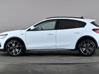 Używany Ford Focus Active X 120 KM (88 kW) 2022 Biały Hatchback