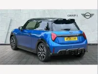 Used Mini John Cooper Works 228 HP (167 kW) 2026 Blue Hatchback