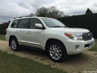 Used Toyota Land Cruiser 272 HP (200 kW) 2014 SUV