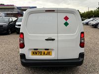 Begagnad Vauxhall Combo Sportive 100 HK (73 kW) 2020 Vit Minibuss