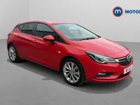 Used Vauxhall Astra 105 HP (77 kW) 2019 Red Hatchback