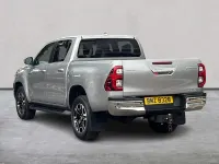 Used Toyota HiLux 204 HP (150 kW) 2023 Silver Pickup