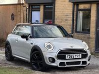 Usado Mini Cooper Hatch 2019 Prateado Citadino