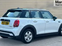 Used Mini Cooper Classic 136 HP (100 kW) 2023 White Hatchback