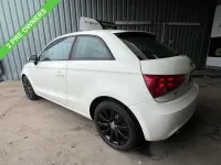 Używany Audi A1 Sport 86 KM (63 kW) 2011 Biały Hatchback