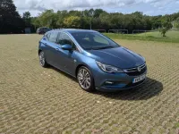Used Vauxhall Astra SRi 136 HP (100 kW) 2016 Blue Hatchback