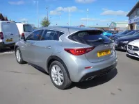 Used Infiniti Q30 Premium 109 HP (80 kW) 2017 Silver Hatchback