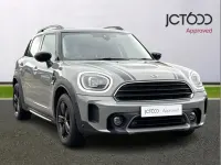 Begagnad Mini Cooper Countryman Classic 134 HK (98 kW) 2022 Grå SUV