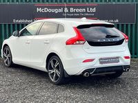 Used Volvo V40 R-Design 122 HP (89 kW) 2019 White Hatchback