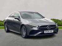 Begagnad Mercedes CLA200 AMG Line Premium 2024 Grå Sportkupé