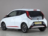 Used Toyota Aygo Trend 72 HP (52 kW) 2021 White Hatchback