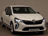 Used Renault Clio V Evolution 143 HP (105 kW) 2025 White Hatchback