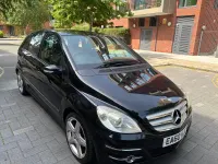 Used Mercedes B160 2010 Black Hatchback