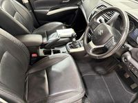 Used Suzuki SX4 SZ5 140 HP (102 kW) 2017 White Hatchback