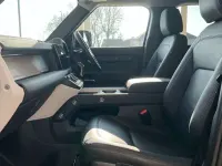 Używany Land Rover Defender S 250 KM (183 kW) 2024 Czarny SUV