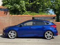 Used Ford Focus ST 185 HP (136 kW) 2018 Blue Hatchback