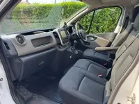 Usado Renault Trafic Business 2016 Blanco Monovolumen