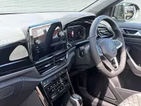 New VW T-Roc 150 HP (110 kW) 2025 SUV