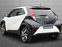 Used Toyota Aygo X 72 HP (52 kW) 2025 Pure white with black SUV