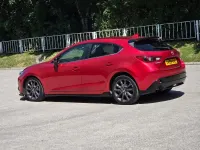 Used Mazda 3 Inclusive 165 HP (121 kW) 2016 Red Hatchback