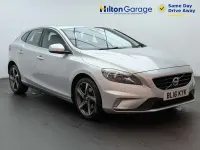 Käytetty Volvo V40 R-Design 120 HP (88 kW) 2016 Hopea Viistoperä