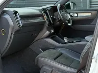 Used Volvo XC40 R-Design Pro 2020 White SUV