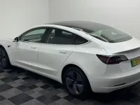 Used Tesla Model 3 Standard Range 239 kW (325 HP) 2020 White Sedan