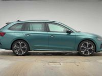 Used Skoda Octavia vRS 265 HP (194 kW) 2025 Water world green Estate
