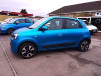 Used Renault Twingo Play 70 HP (51 kW) 2018 Blue Hatchback