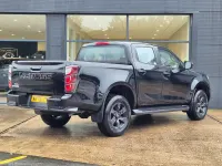 New Isuzu D-Max 163 HP (119 kW) 2025 Onyx black Pickup
