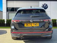 Begagnad VW Passat R-line 147 HK (108 kW) 2025 Svart Kombi
