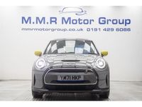 Usado Mini Cooper SE Hatch 33 kW (45 CV) 2022 Gris Utilitario