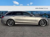 Begagnad Mercedes C220 AMG line 2019 Silver Kombi