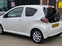 Used Toyota Aygo 2013 White Hatchback