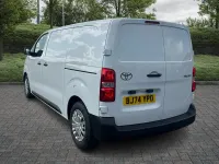 Used Toyota Proace 120 HP (88 kW) 2024 White MPV