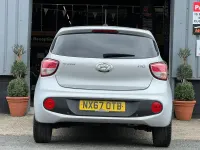 Used Hyundai i10 Premium SE 87 HP (63 kW) 2017 Silver Hatchback